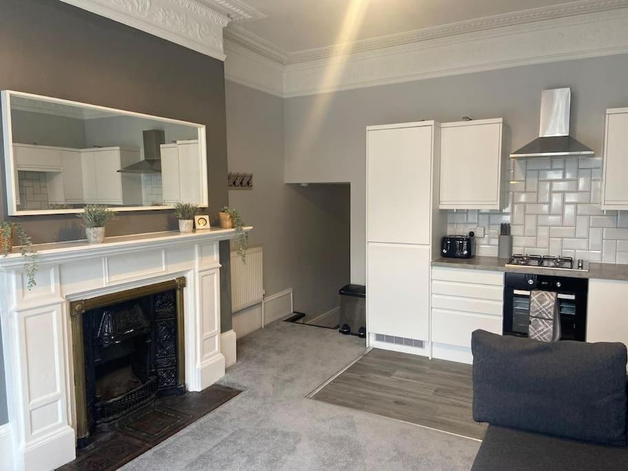 Central Southsea Boutique 2 Bedroom Flat Portsmouth Bagian luar foto
